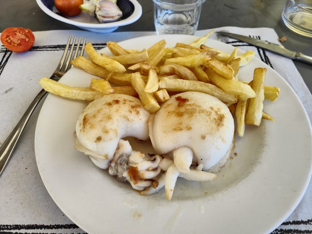 Can Garriga — Comida y bebida