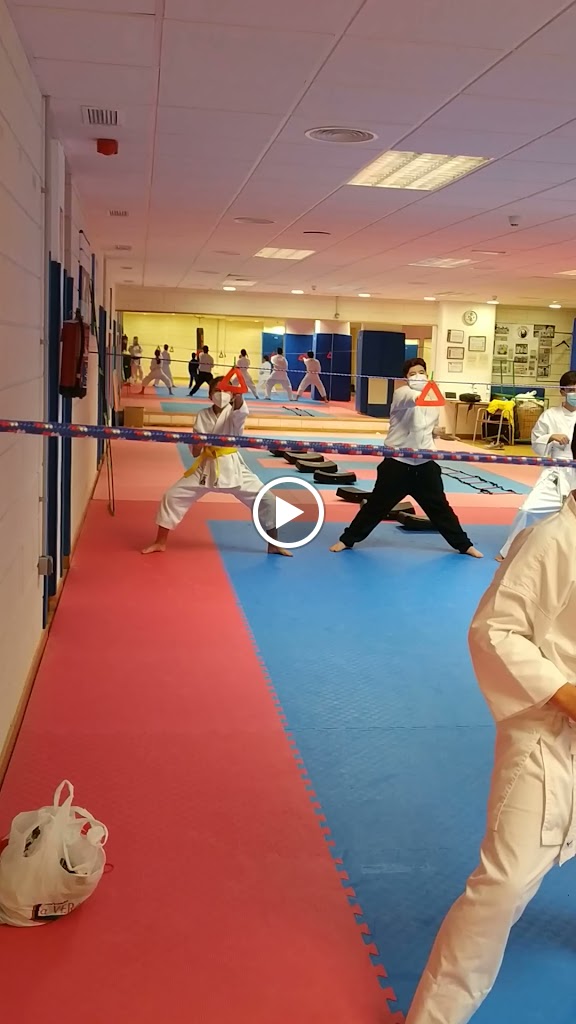 ESCUELA MUNICIPAL DE KARATE DE ANTEQUERA