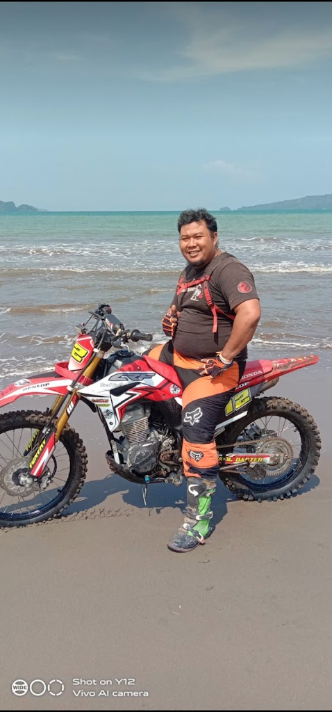 YULI SERVICE MOBIL