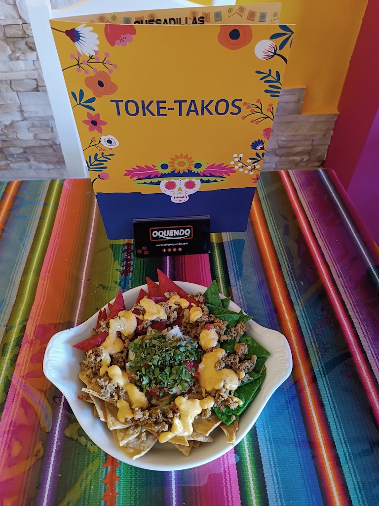Taqueria Toke Takos — Comida y bebida