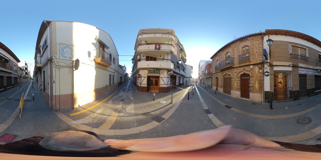 Cafe Bar Raco Maniser — Street View y 360deg