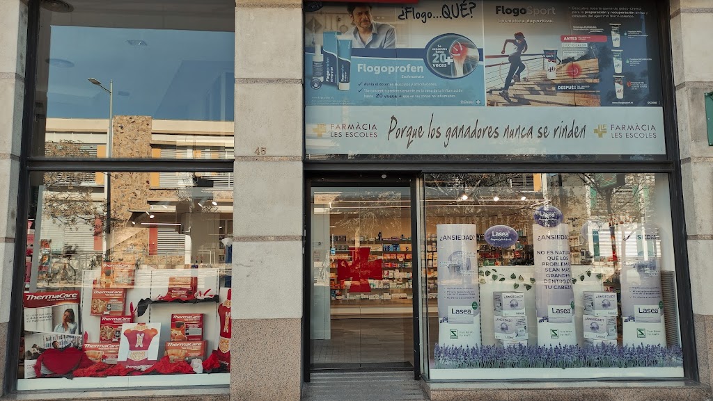 Farmacia Les Escoles