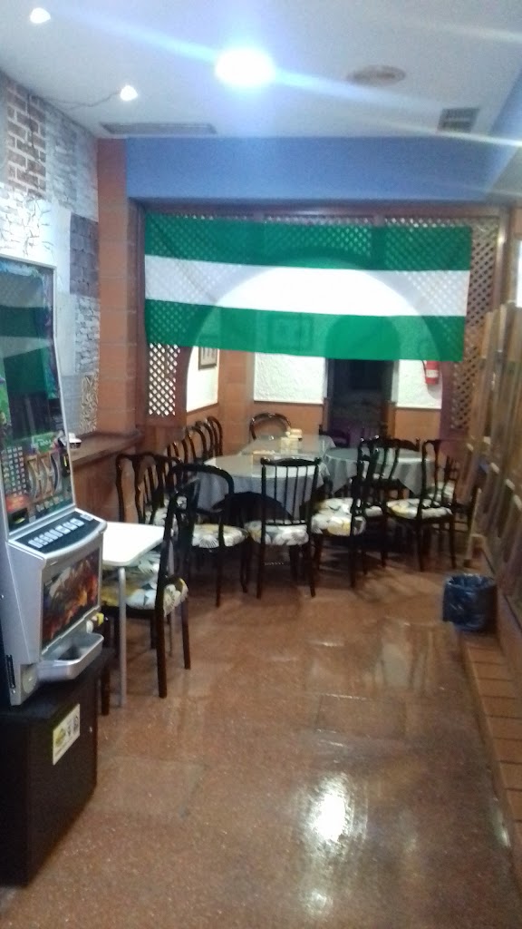 Taberna Almoguera — Ambiente