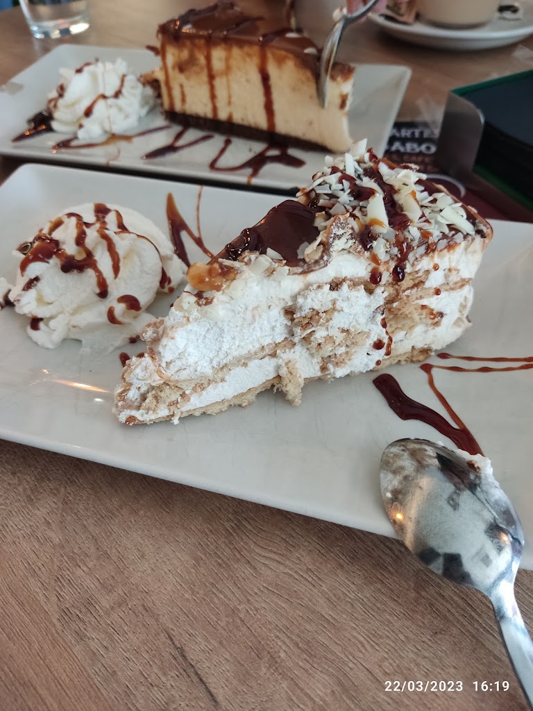 Shayka Cafe — Cafe