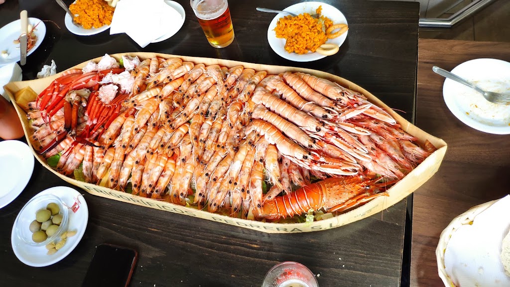 Bar San Agustin — Comida y bebida