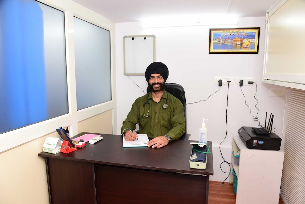 Dr. Dr Akashdeep Arora