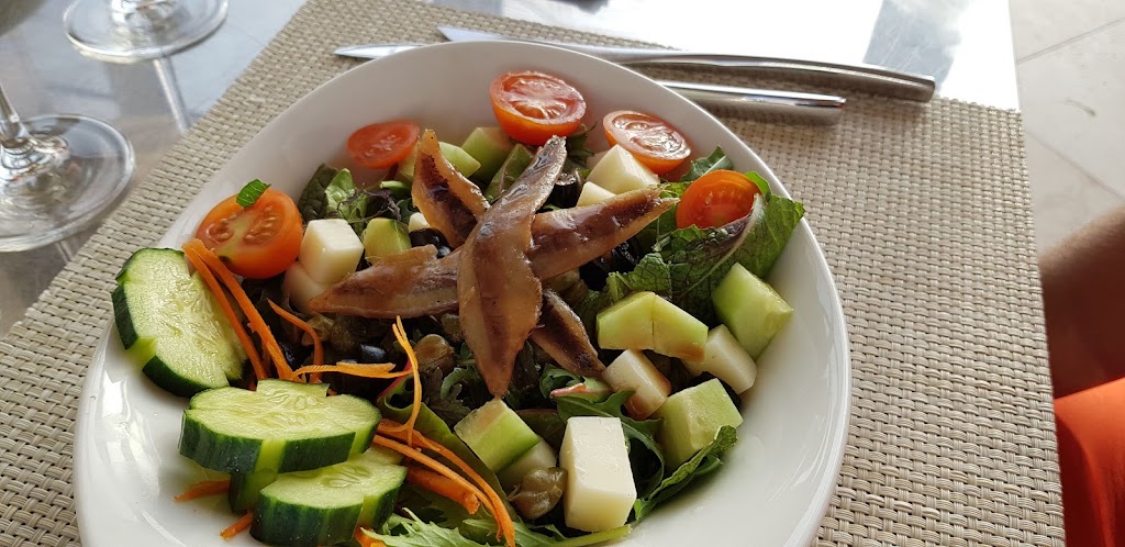 Restaurante Club Ocean — Comida y bebida