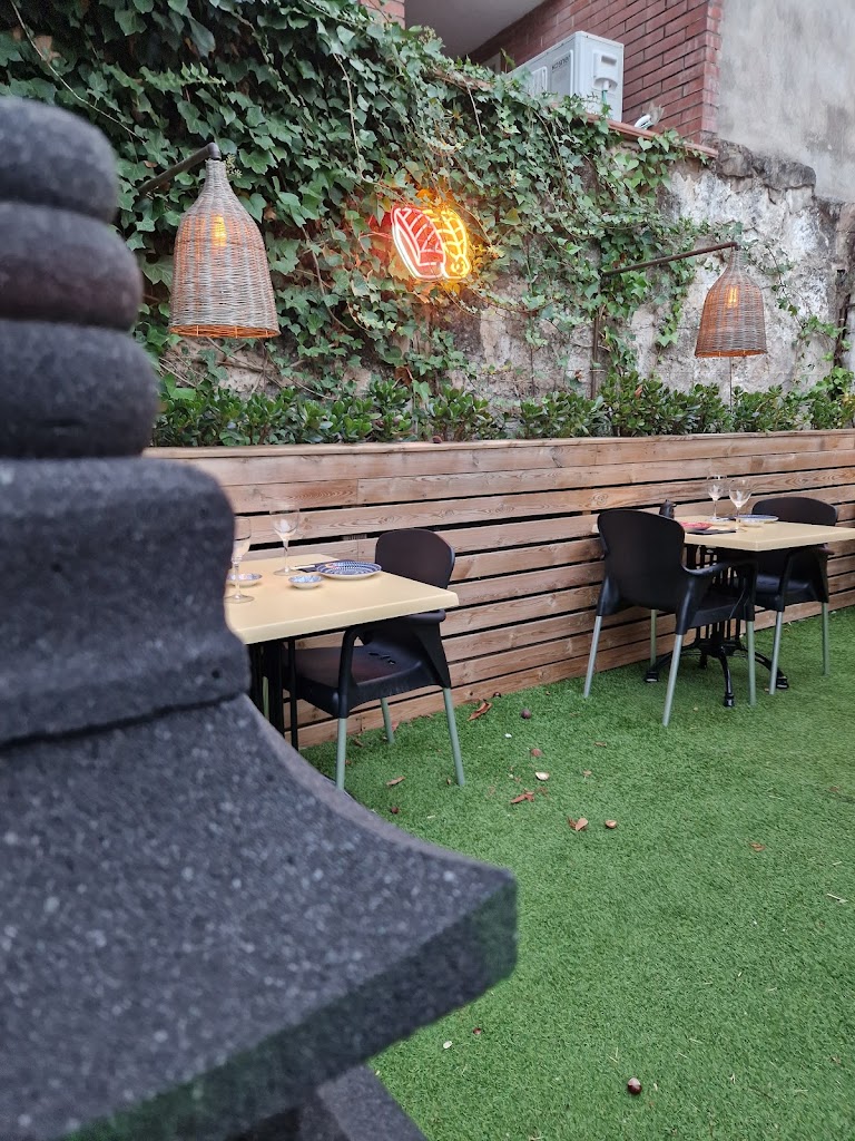 Mitsumi Sushi Banyoles — Ambiente