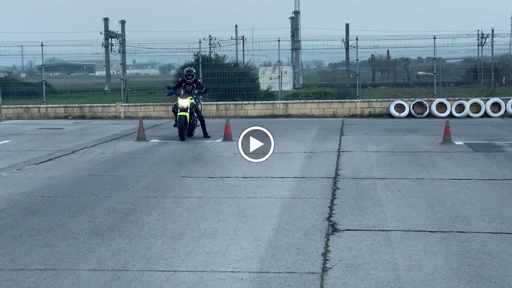 Auto Escuela SEGURA — Videos