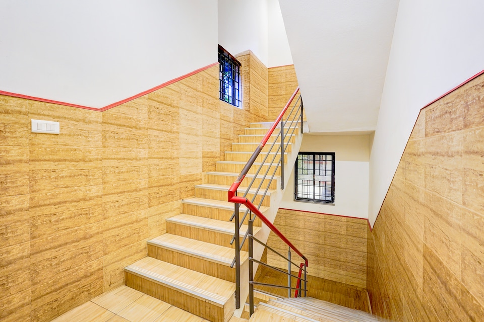 Townhouse Nanganallur Near Chennai Airport Formerly Hotel Grace Complex