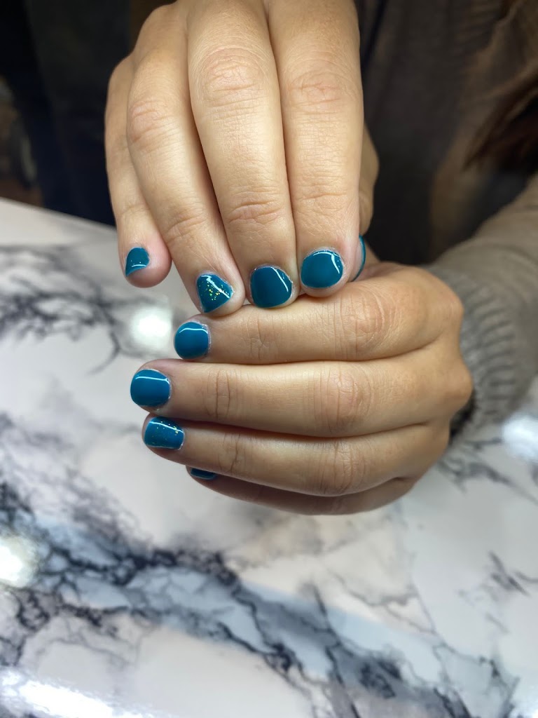Karmanailsybeauty — Manicura