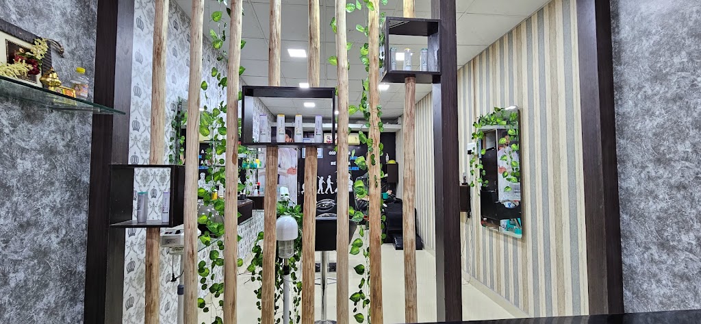 A Square Hairdressing Salon