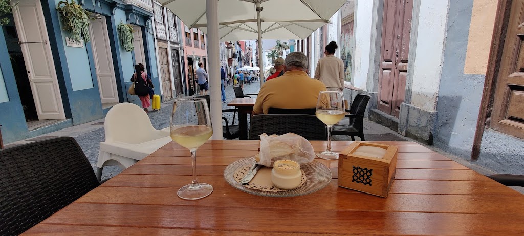 Vinateria Albillo — Ambiente