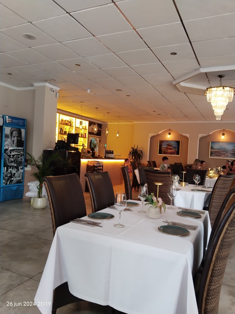 Kathmandu Restaurant — Ambiente