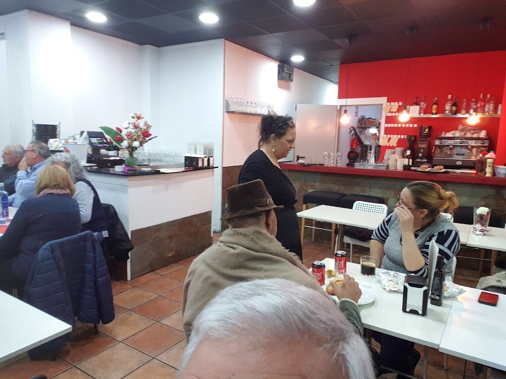 La Tasquita del Tenis - Bar Restaurant — Ambiente