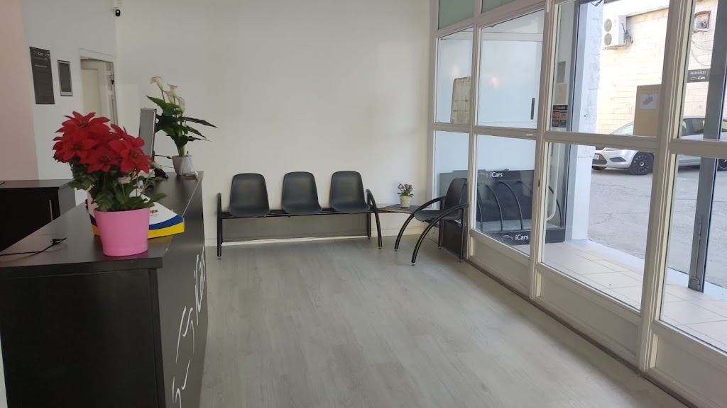 iCars Collado-Villalba — Interior