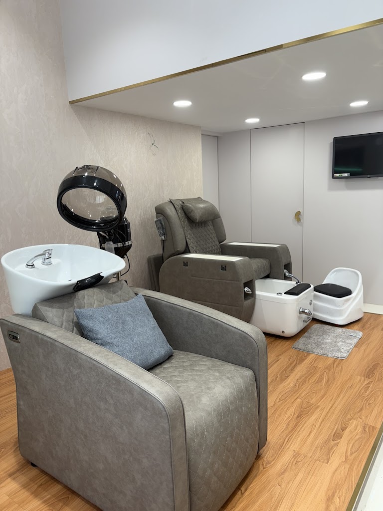 Abha Beauty Salon Makeup Studio