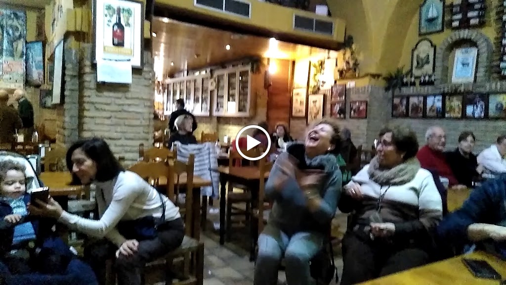 Cafe Bar El Rincon del Jamon — Ambiente