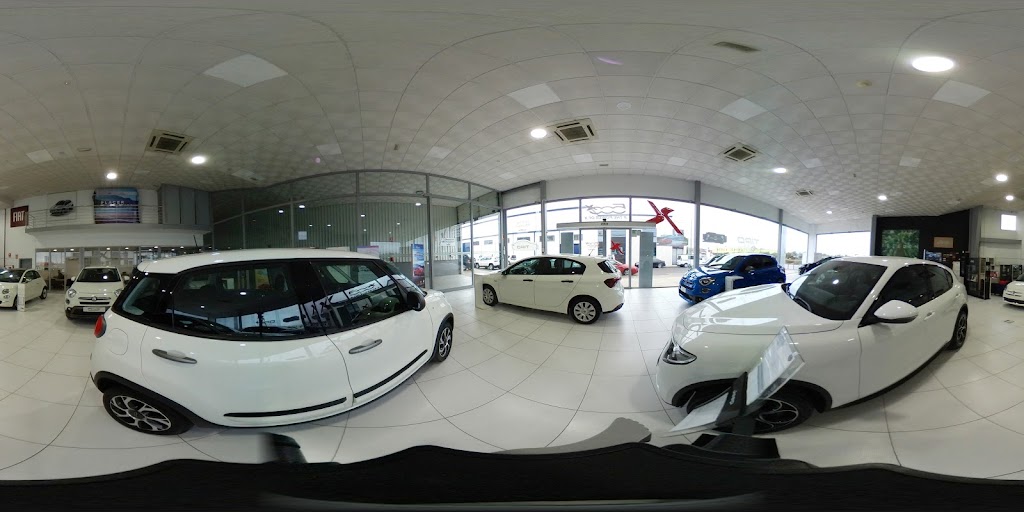 Concesionario Autos Auringis Ubeda — Interior