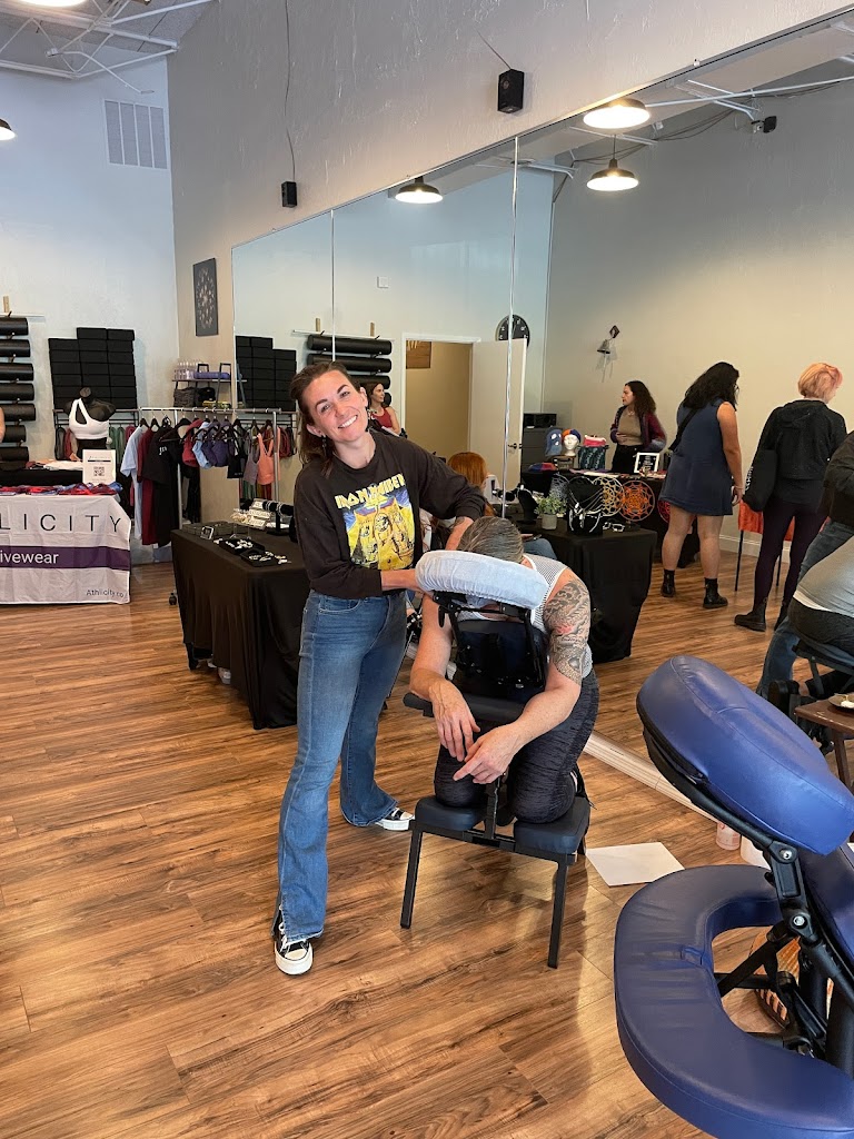  Happy Kiss Pole Dance