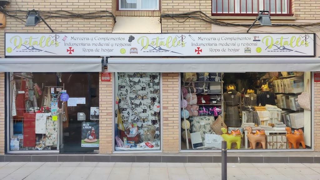 Detalles, merceria y complementos