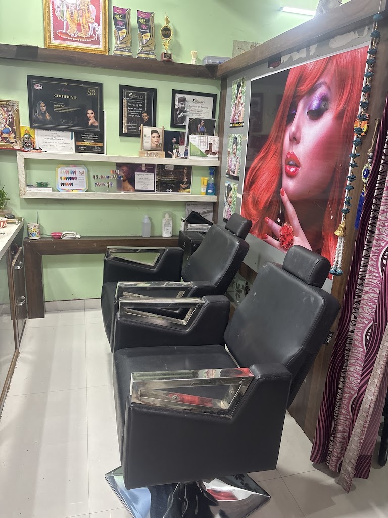 Pari Beauty Parlour