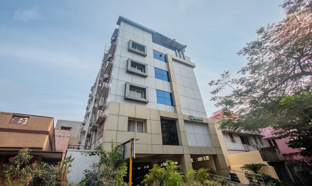 Treebo Hotel Marina Grand