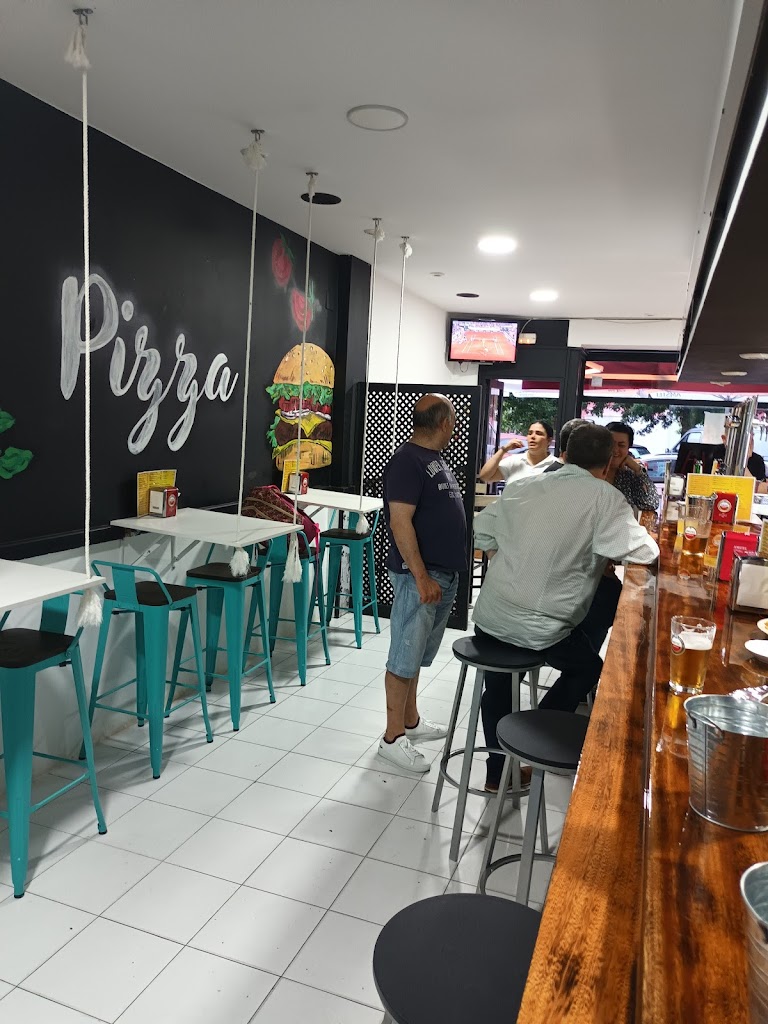 Bar-Pizzeria MegaDinamic