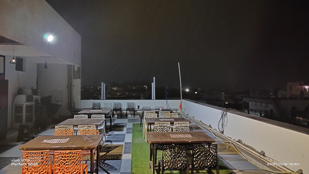 Aryan Bamboo Restaurant And Caterings