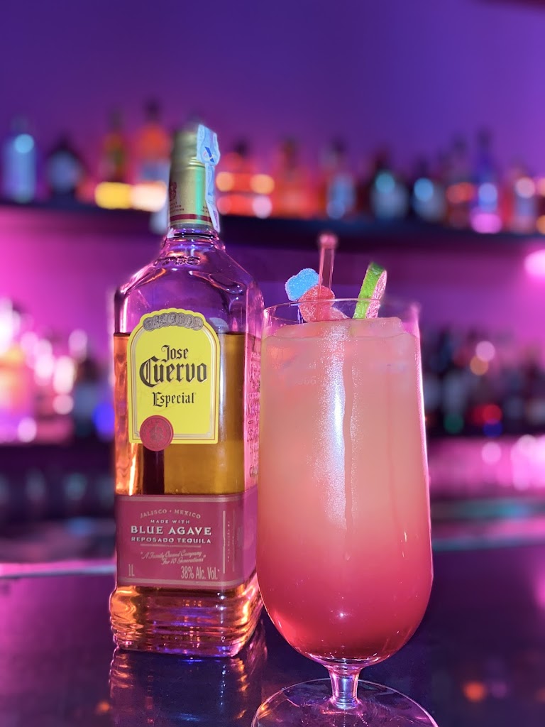 Macao disco club — Comida y bebida