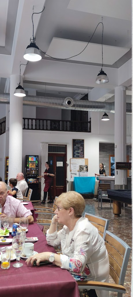 BAR CAFETERIA EL MUSICAL D'ALFAFAR — Ambiente