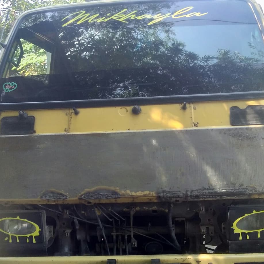 AMARTA Paint & Bengkel Truck