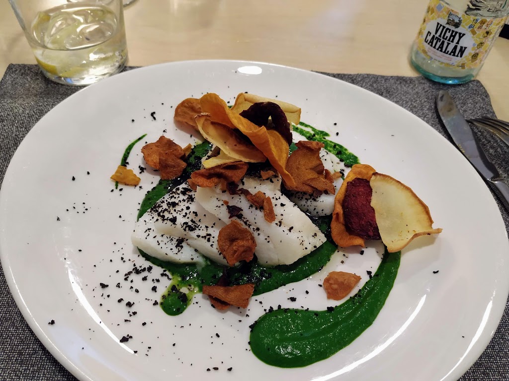 VICTORIA "Gastrobar" — Comida y bebida