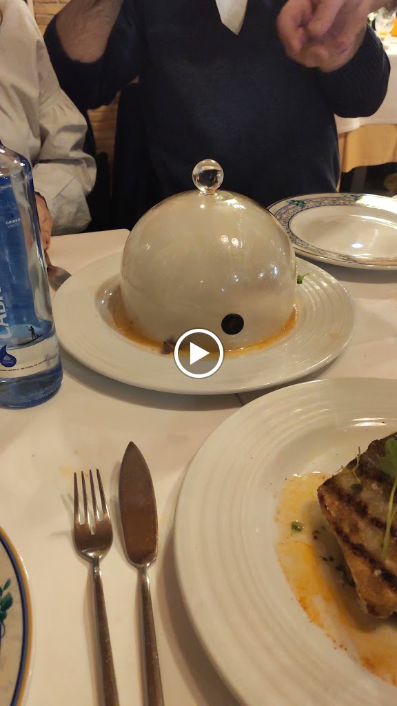 Restaurante Skrei Noruego — Videos