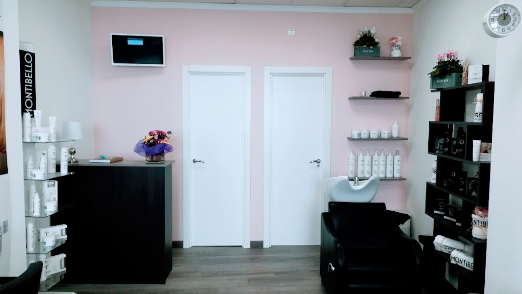 Nely Sandez Peluqueria Mixta