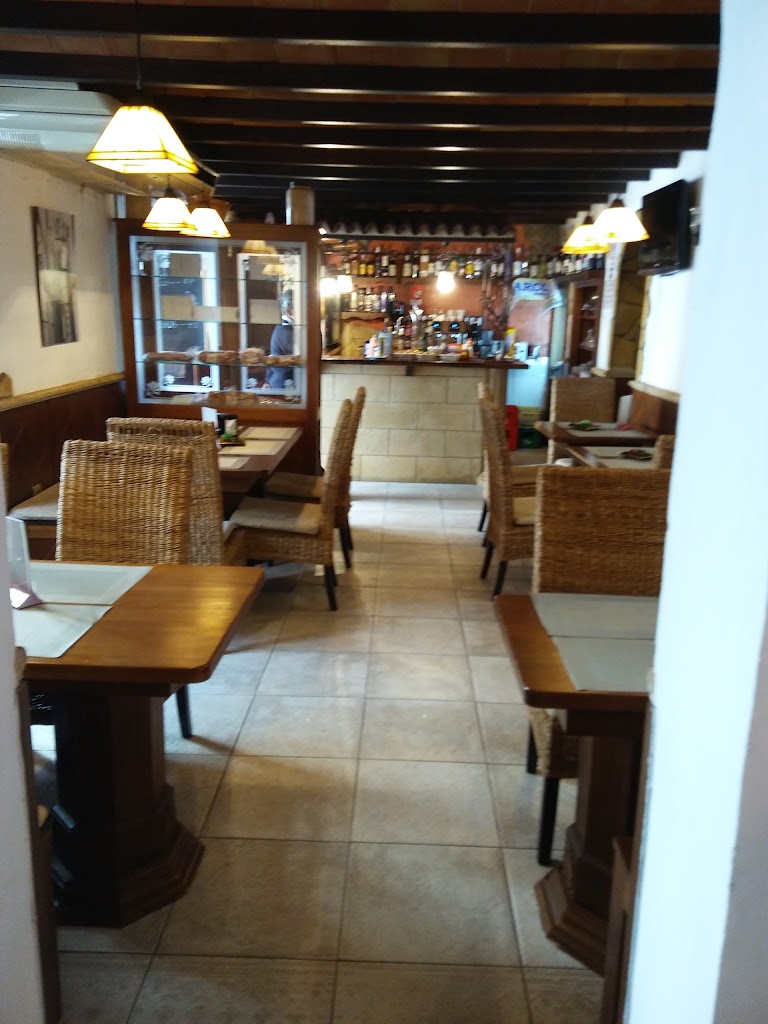 Cafe bar restaurante el puerto de santa maria — Ambiente