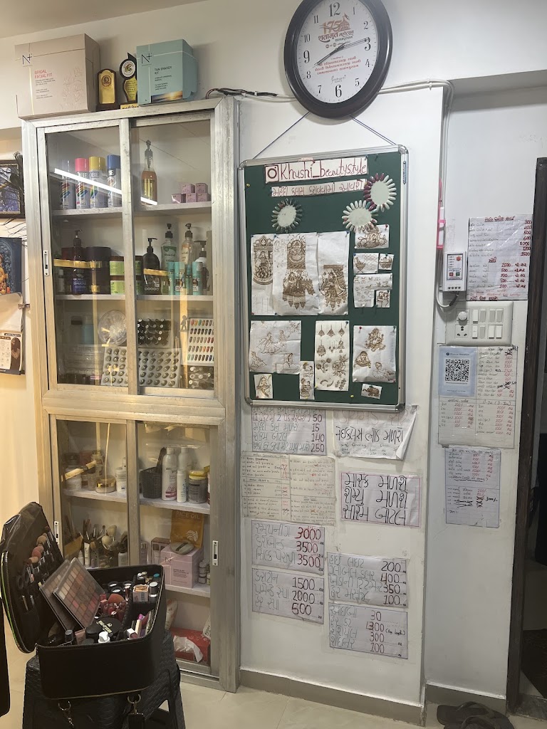 Khushi Beauty Style