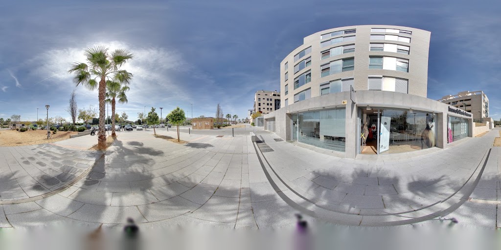LABORATORIUM cursos de patronaje profesional y confeccion — Street View y 360deg