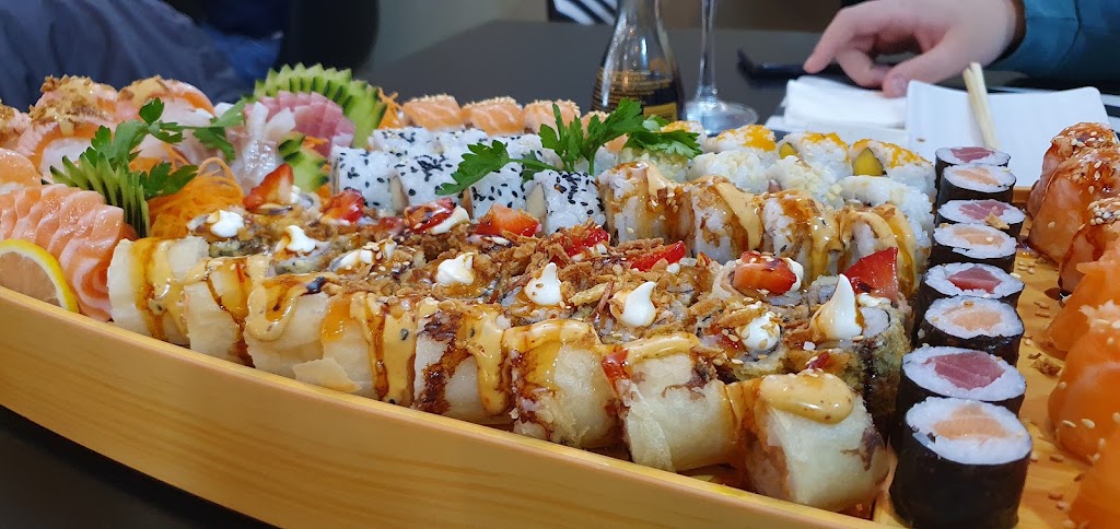 Dream Sushi Bar - Montijo — Comida y bebida
