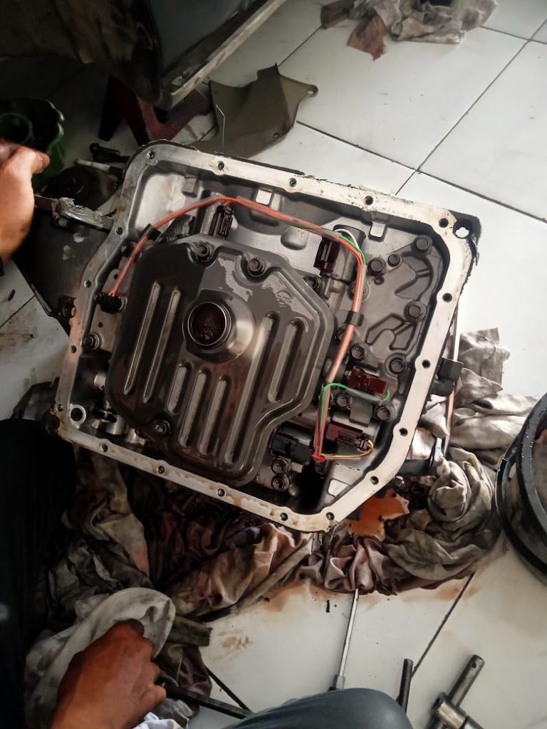 Bengkel Mobil One & Biro Jasa