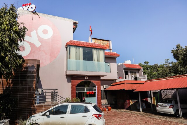 Oyo Flagship German Cafe