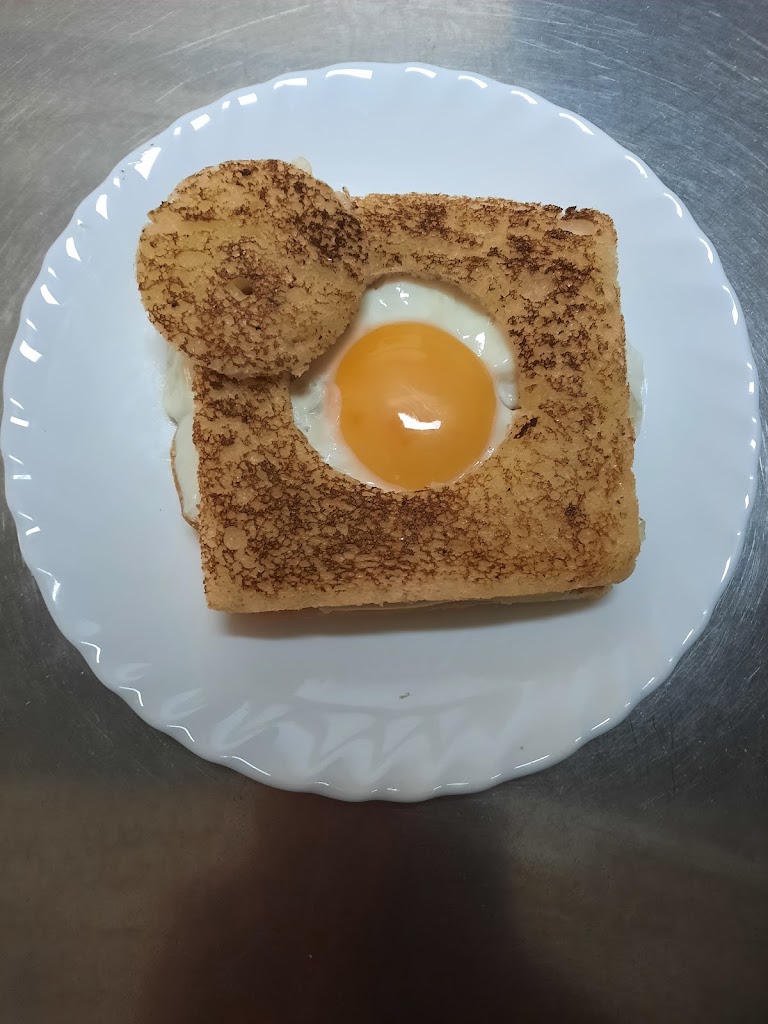 El Fotingo Cafeteria Bar — Del propietario