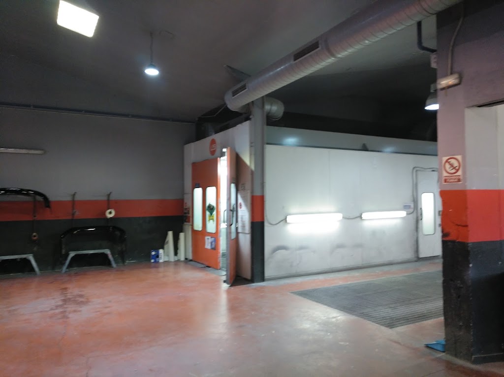 topline europe — Interior