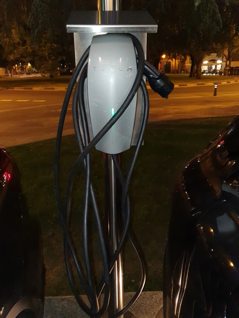 Tesla Destination Charger