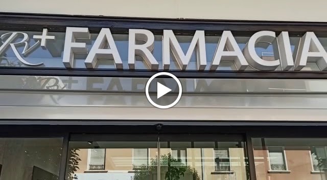 Farmacia Elda - Roberto Valero — Del propietario