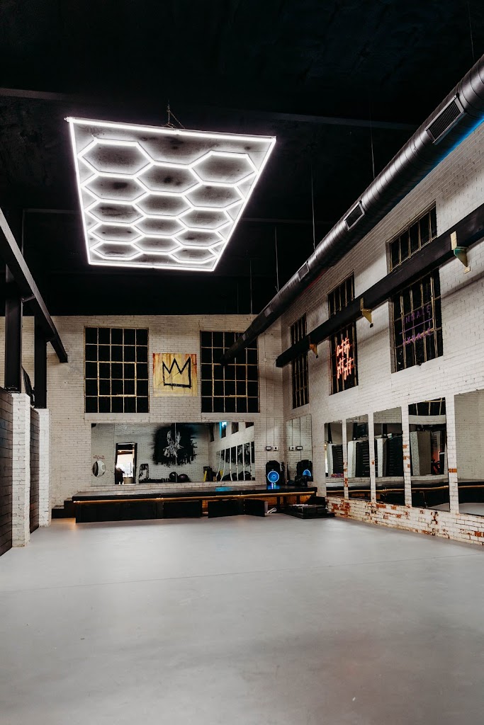  Queen Fitness Studio