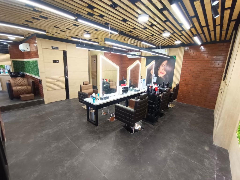 Green Trends Unisex Hair Style Salon