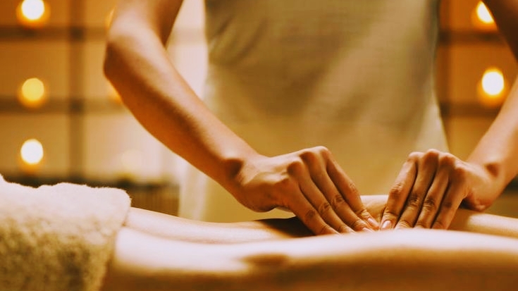 Soul and Sea Massage / Kate Moss