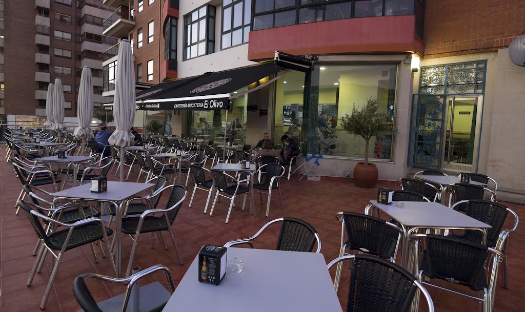 Cafeteria Olivo de Torres — Ambiente