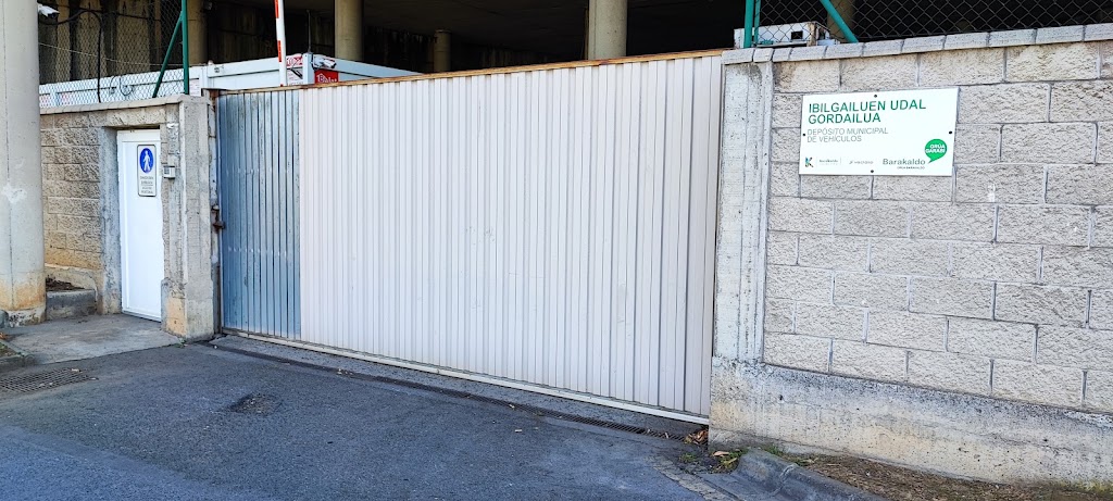 [P] Deposito Municipal de Vehiculos de Barakaldo — Del propietario